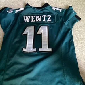Eagles wentz size kids large